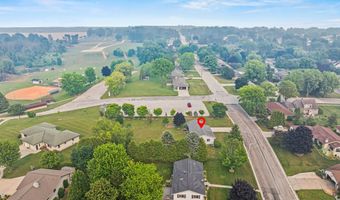405 W GREENFIELD Ave, Algoma, WI 54201
