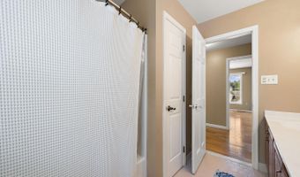 28 CLARK Rdg, Hockessin, DE 19707