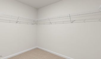 1061 Misty Creek Dr, Aberdeen, NC 28315