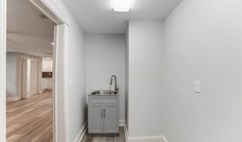 110 E 6TH St, Laurel, DE 19956