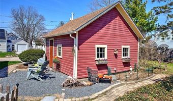 324 Pleasant St, East Providence, RI 02916