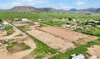 504 Tom Lackey Ln, Alpine, TX 79830