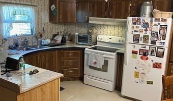 22 Red Oak Cir, Big Sandy, TN 38221