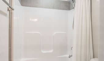 101 Bluegrass Ct, Aberdeen, NC 28315