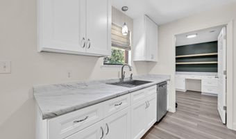 5994 Highway 4, Baker, FL 32531