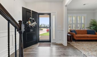 39 Hanging Leaf Ct, Blythewood, SC 29016