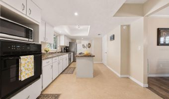 44131 PARKWAY Ln, Altoona, FL 32702