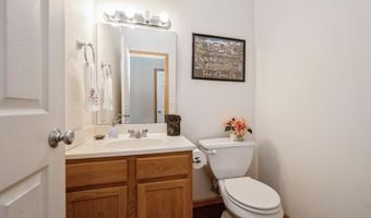 237 Copeland Ln, North Liberty, IA 52317