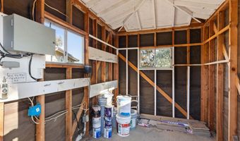 25311 Jesmond Dene Rd, Escondido, CA 92026