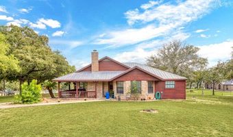 156 Home Place Dr, Adkins, TX 78101