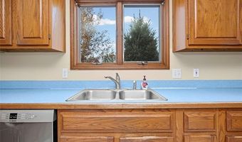 1135 Holmes Rd, Allenton, MI 48002