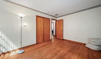 37 Anella Dr, Bethany, CT 06524