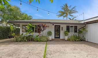 321 Kealahou Pl, Kailua, HI 96734