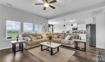1489 SE Arnold Dr, Allenhurst, GA 31301