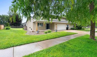 1023 W RIDGEVIEW Dr, Appleton, WI 54914