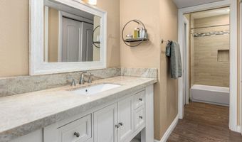 867 Ginger Ave, Carlsbad, CA 92011