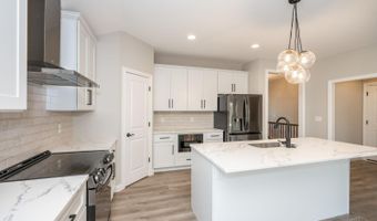 1319 Peregrine Way, Hamilton, OH 45013