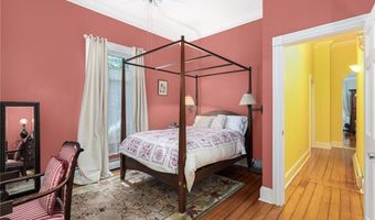 20 Berkeley Ave 2, Newport, RI 02840