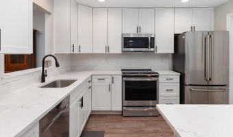 2900 Shipmaster Way #302, Annapolis, MD 21401