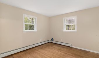 350 Essex Rd, North Kingstown, RI 02852