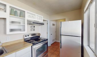 1613 Morningside Dr NE, Albuquerque, NM 87110