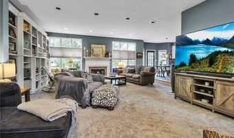 152 Pino Verde Ln, Amherst, NY 14221