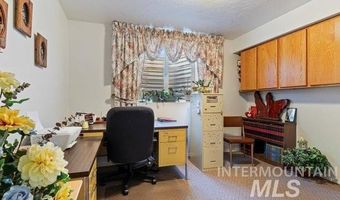 15153 Horseshoe Dr, Caldwell, ID 83607