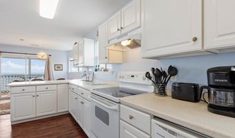 6 Kingfish St, Alligator Point, FL 32346