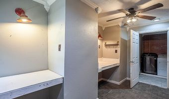 10 Parkland St, Bridge City, TX 77611
