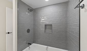 309 Glenbrook Ln, Avon, IN 46123