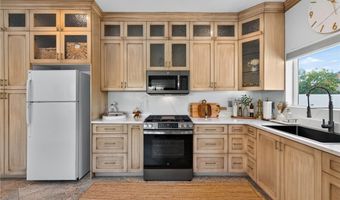 425 W 109th St, Los Angeles, CA 90061