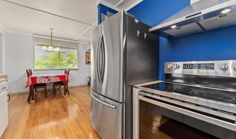 396 Kahiki St, Kahului, HI 96732