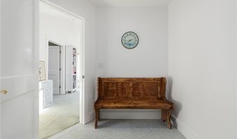 9 White Ter, Middletown, RI 02842