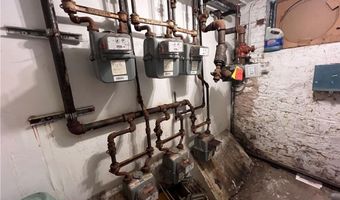 862 Woodward Ave 6, Ridgewood, NY 11358