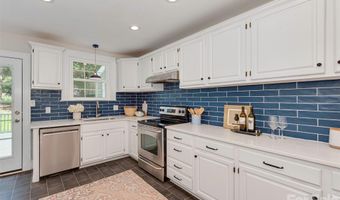 1323 Goodwin Ave, Charlotte, NC 28205