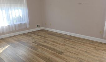 61 Sandpiper Rd, Barnegat, NJ 08005