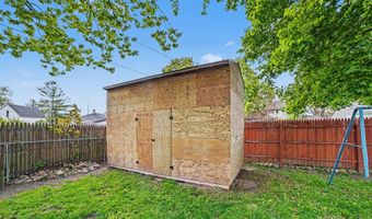 707 N Republic Ave, Alma, MI 48801