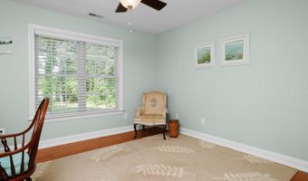 555 Dawson Creek Dr, Arapahoe, NC 28510