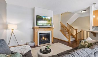 15592 Eagles Nest Way, Apple Valley, MN 55124