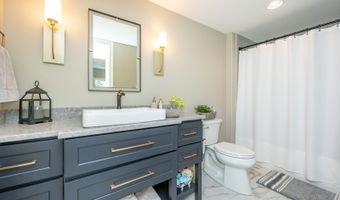 2315 14th St SW, Altoona, IA 50009
