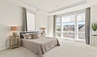 120 CAMBRIA Walk, Alexandria, VA 22304