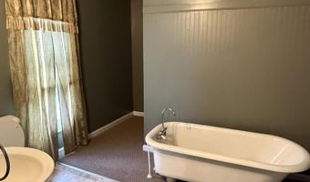 645 State St, Adrian, MI 49221