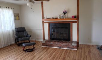 351 S 7th St S, Aurora, NC 27806