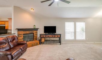 304 Limestone Dr, Alvarado, TX 76009