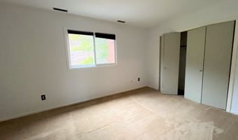 20 Augusta Dr 8, Alloway, NJ 07462