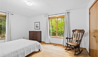 38 River Run, East Greenwich, RI 02818