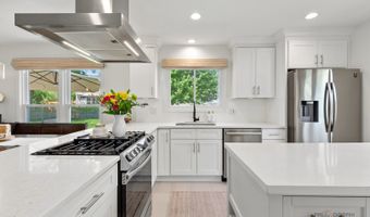 4126 N Yale Ave, Arlington Heights, IL 60004