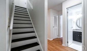 108 Fernbanks Ct, Athens, GA 30605