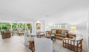 481 Forestview Dr, Atlantis, FL 33462