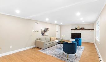 75 Walnut Rd, North Kingstown, RI 02852